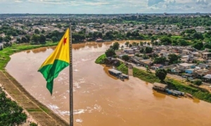 Elevação do Rio Acre sobe 1,47 metro em 24h; Defesa Civil alerta para riscos em Rio Branco
