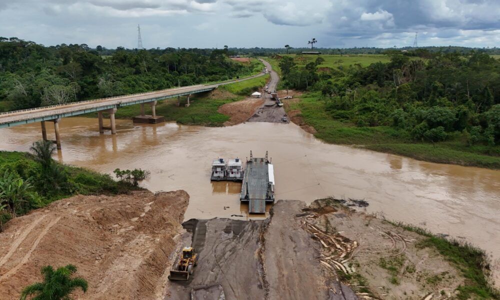 Internet Gratuita para Caminhoneiros em Sena Madureira: Conectividade na Travessia da Balsa