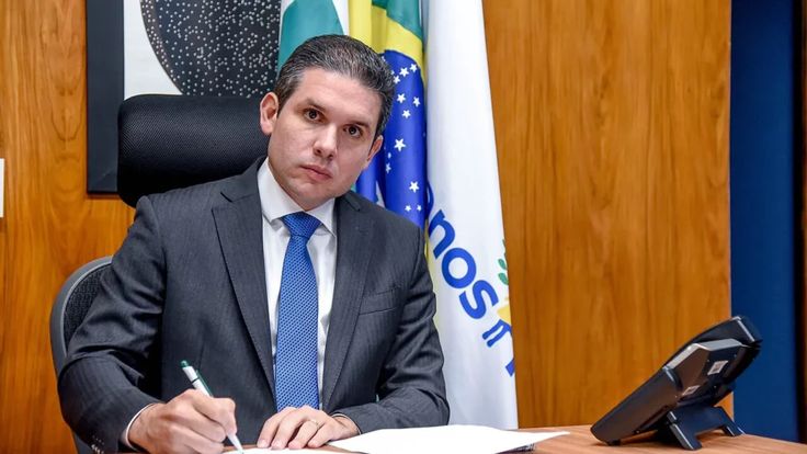 CONFLITO: Motta Barra Anistia e Exige Consenso na Câmara para Evitar Conflito com STF