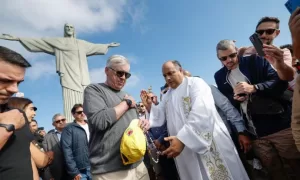 SURPRESA: Ancelotti Visita Cristo Redentor Antes de Estreia na Seleção