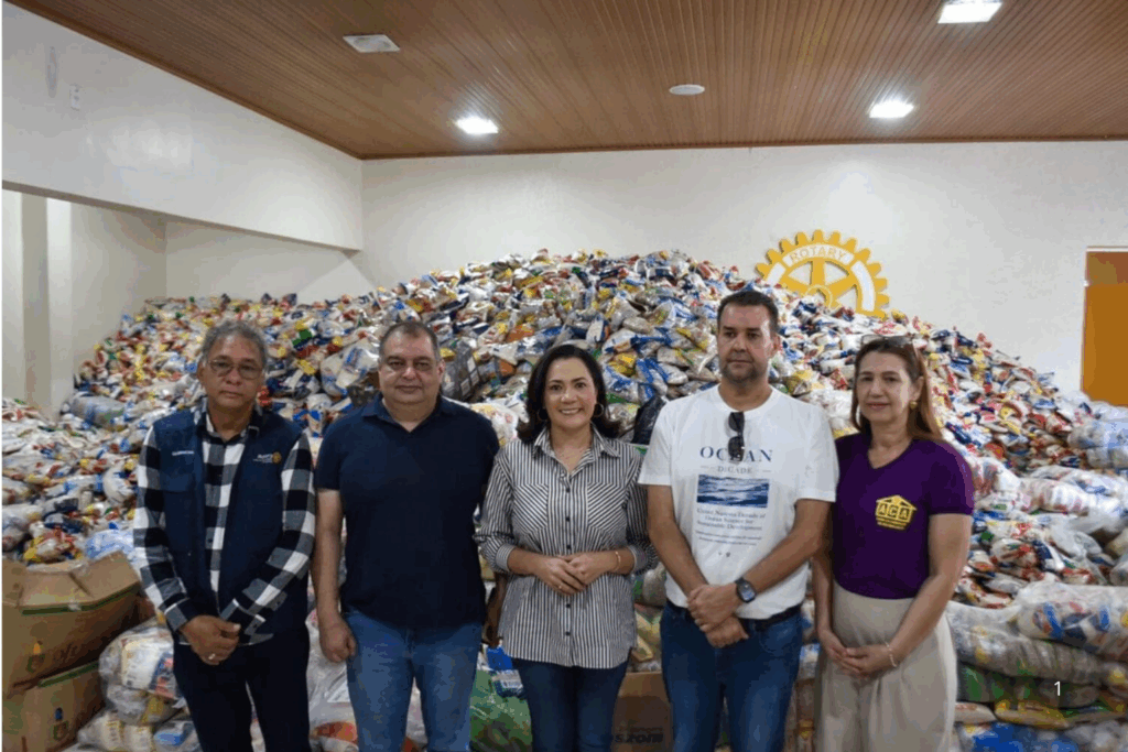 SOLIDARIEDADE: Governo do Acre Entrega mais de 120 Toneladas de Alimentos Arrecadados na Expoacre