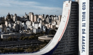INÉDITO: Sandro Dias Quebra Recordes na Maior Rampa de Skate do Mundo em Porto Alegre