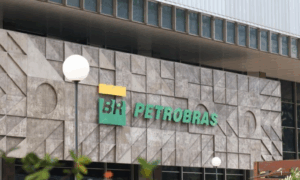 CUSTOS: Petrobras Reduz Preço Da Gasolina com Nova Queda e Impacto Direto No Combustível