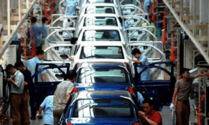 DISPUTA: Produção de Carros no Brasil Pode Parar por Crise de Chips