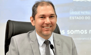 RECONHECIMENTO: Vereador Joabe Lira Homenageia os Trabalhadores da Limpeza Urbana