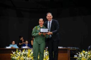 VALORIZAÇÃO: Câmara de Rio Branco Reconhece Destaques Locais com Títulos Honoríficos