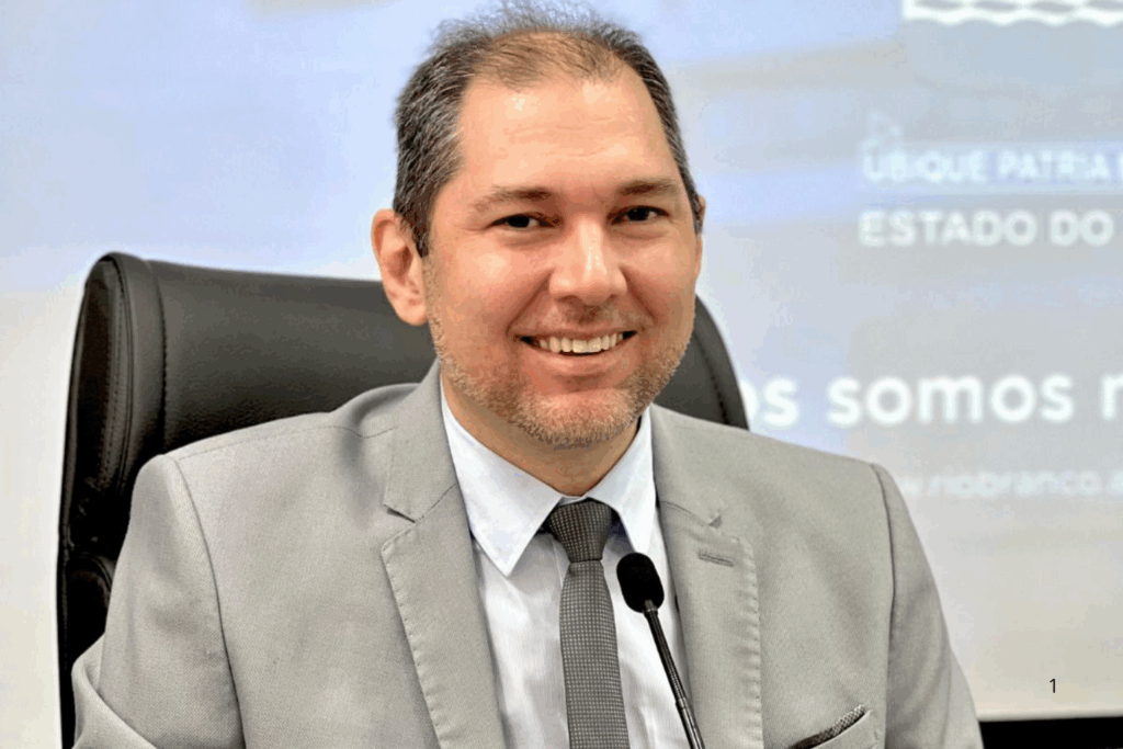 DESTAQUE: Câmara de Rio Branco Homenageia Pessoas e Instituições em Sessão Solene