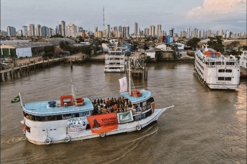 HISTÓRICO: Flotilha Yaku Mama Chega à COP30 com Vozes Indígenas e Demandas Urgentes
