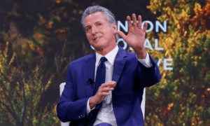 RESISTÊNCIA: Governador da Califórnia, Gavin Newsom, Participa da COP 30 em Belém