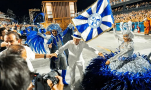 POLÊMICA: Debate Sobre Liberdade Artística e Censura Marca Desfile que Homenageou Lula