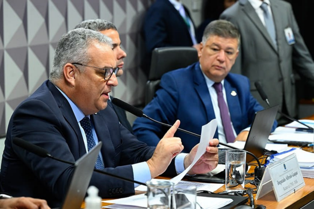 DIVERGÊNCIA: CPMI do INSS Termina sem Relatório Final após Sete Meses e Expõe Impasse Político
