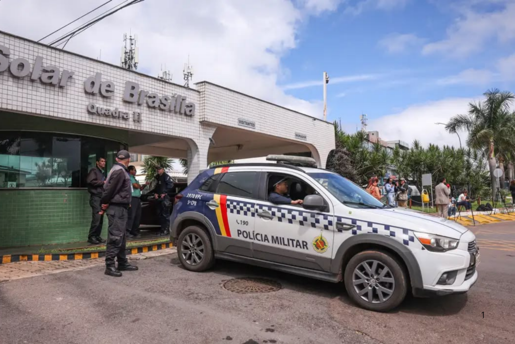 SEGURANÇA: Moraes Proíbe Drones perto de Casa Onde Bolsonaro Cumpre Prisão Domiciliar