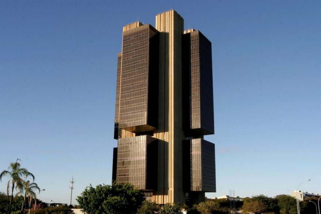 AUTONOMIA: CCJ do Senado Aprova PEC que Amplia Autonomia do Banco Central e Constitucionaliza o Pix